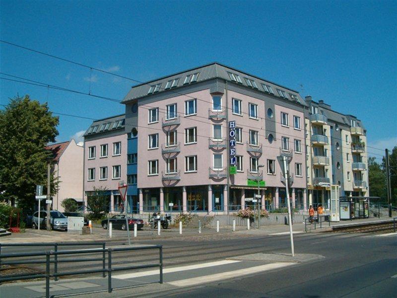 Pankow 3*
