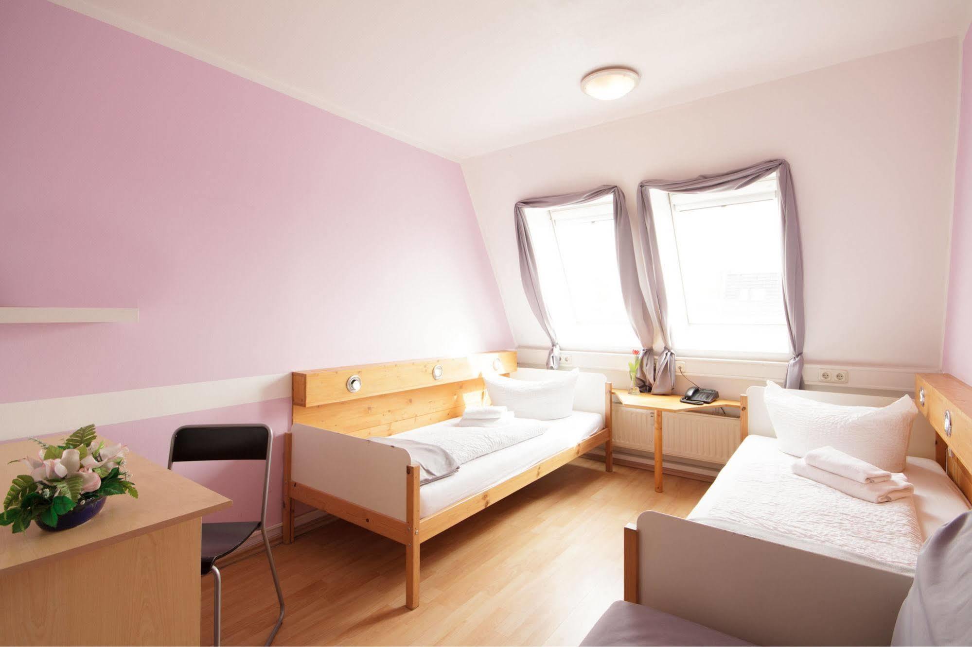 Pankow Hotel 3*
